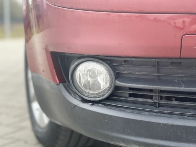 Красный Фольксваген Кадди, объемом двигателя 1.6 л и пробегом 173 тыс. км за 7300 $, фото 3 на Automoto.ua