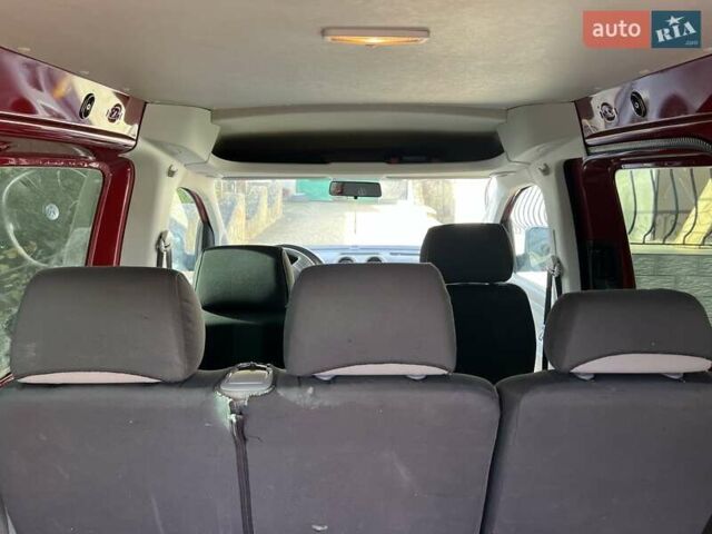 Червоний Фольксваген Кадді, об'ємом двигуна 1.39 л та пробігом 204 тис. км за 4800 $, фото 12 на Automoto.ua