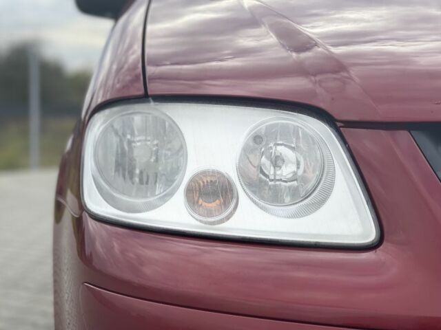 Красный Фольксваген Кадди, объемом двигателя 1.6 л и пробегом 173 тыс. км за 7300 $, фото 2 на Automoto.ua