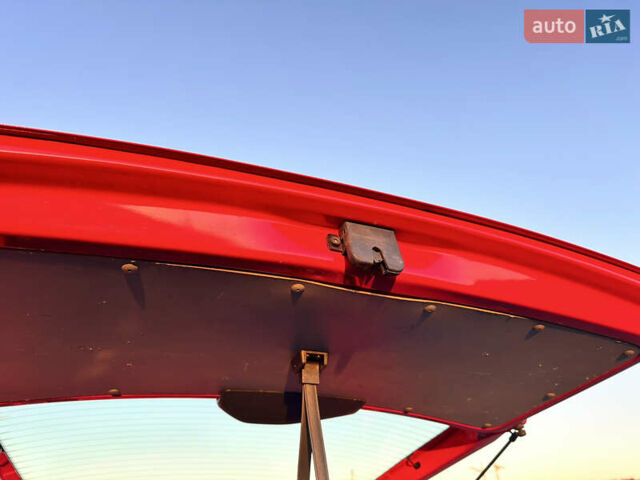 Красный Фольксваген Кадди, объемом двигателя 1.6 л и пробегом 210 тыс. км за 8999 $, фото 56 на Automoto.ua