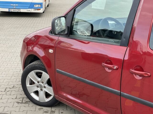 Красный Фольксваген Кадди, объемом двигателя 1.6 л и пробегом 173 тыс. км за 7300 $, фото 12 на Automoto.ua