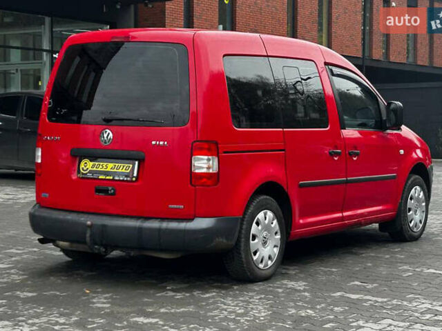 Красный Фольксваген Кадди, объемом двигателя 1.98 л и пробегом 224 тыс. км за 7000 $, фото 5 на Automoto.ua