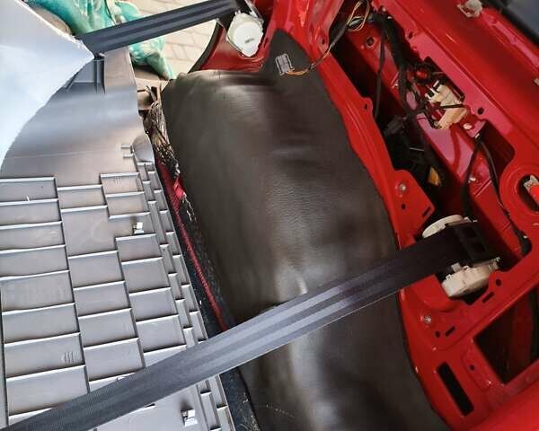 Червоний Фольксваген Кадді, об'ємом двигуна 2 л та пробігом 188 тис. км за 9300 $, фото 37 на Automoto.ua