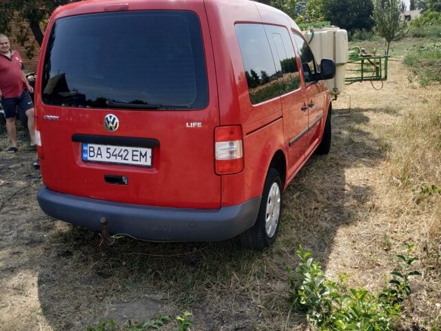 Красный Фольксваген Кадди, объемом двигателя 1.4 л и пробегом 320 тыс. км за 6500 $, фото 3 на Automoto.ua