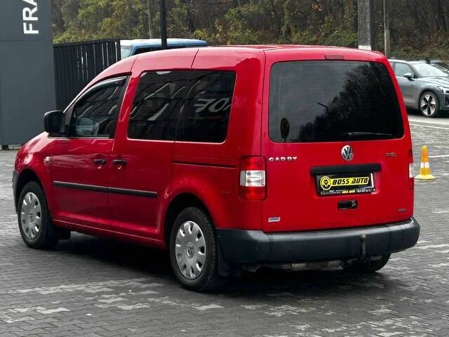 Красный Фольксваген Кадди, объемом двигателя 2 л и пробегом 224 тыс. км за 7000 $, фото 3 на Automoto.ua