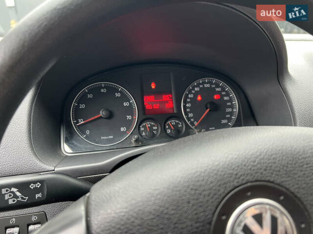 Красный Фольксваген Кадди, объемом двигателя 1.4 л и пробегом 195 тыс. км за 7300 $, фото 20 на Automoto.ua