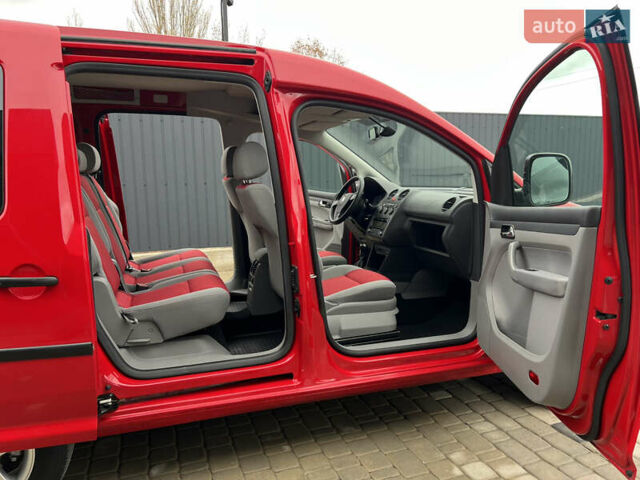 Красный Фольксваген Кадди, объемом двигателя 1.4 л и пробегом 195 тыс. км за 7300 $, фото 11 на Automoto.ua