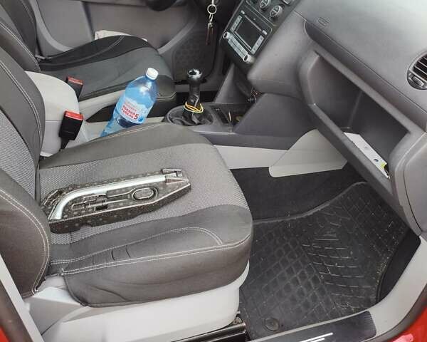 Червоний Фольксваген Кадді, об'ємом двигуна 2 л та пробігом 188 тис. км за 9300 $, фото 20 на Automoto.ua