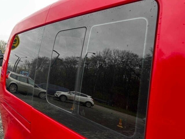 Красный Фольксваген Кадди, объемом двигателя 2 л и пробегом 224 тыс. км за 7000 $, фото 10 на Automoto.ua