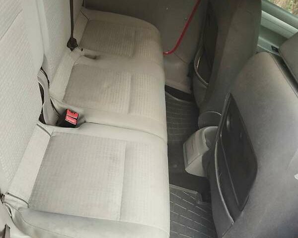 Фольксваген Кадди 2010 в Виннице на Automoto.ua Красный Фольксваген Кадди, объемом двигателя 1.6 л и пробегом 277 тыс. км за 7955 $, фото 17 на Automoto.ua