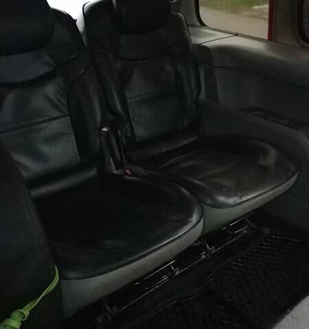 Красный Фольксваген Кадди, объемом двигателя 1.98 л и пробегом 300 тыс. км за 7899 $, фото 7 на Automoto.ua