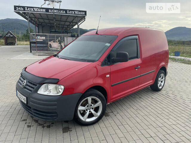 Красный Фольксваген Кадди, объемом двигателя 1.9 л и пробегом 344 тыс. км за 6200 $, фото 5 на Automoto.ua