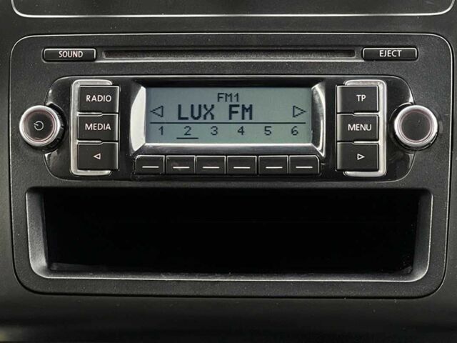 Красный Фольксваген Кадди, объемом двигателя 1.6 л и пробегом 218 тыс. км за 8900 $, фото 10 на Automoto.ua