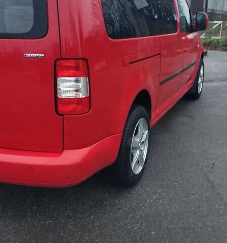 Красный Фольксваген Кадди, объемом двигателя 1.98 л и пробегом 300 тыс. км за 7899 $, фото 12 на Automoto.ua