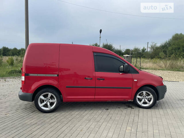 Красный Фольксваген Кадди, объемом двигателя 1.9 л и пробегом 344 тыс. км за 6200 $, фото 2 на Automoto.ua