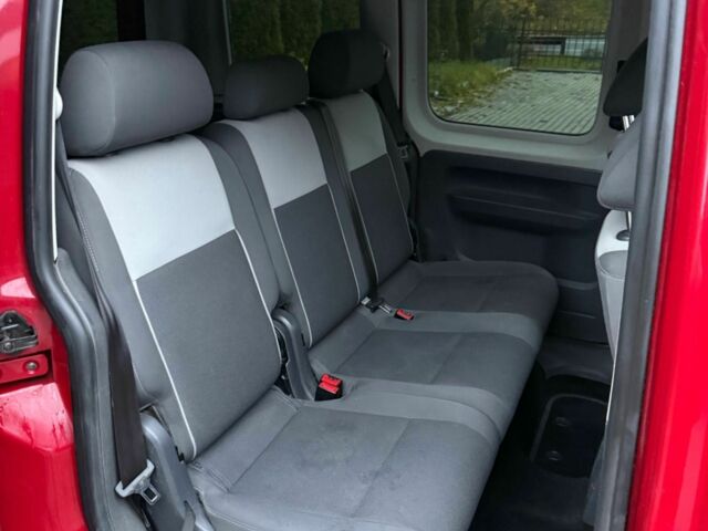 Фольксваген Кадди 2011 в Ровно на Automoto.ua Красный Фольксваген Кадди, объемом двигателя 2 л и пробегом 295 тыс. км за 9000 $, фото 14 на Automoto.ua