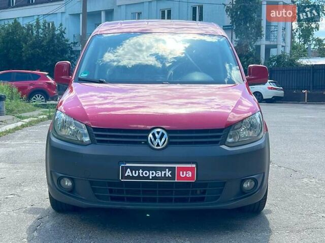 Червоний Фольксваген Кадді, об'ємом двигуна 1.6 л та пробігом 377 тис. км за 9790 $, фото 1 на Automoto.ua