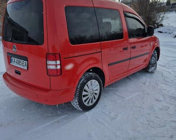Червоний Фольксваген Кадді, об'ємом двигуна 1.6 л та пробігом 210 тис. км за 10290 $, фото 5 на Automoto.ua