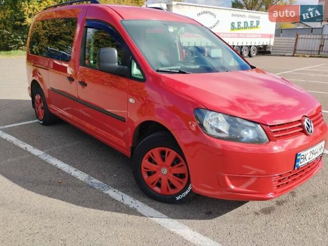 Фольксваген Кадди 2014 в Ровно на Automoto.ua Красный Фольксваген Кадди, объемом двигателя 1.6 л и пробегом 264 тыс. км за 12000 $, фото 9 на Automoto.ua