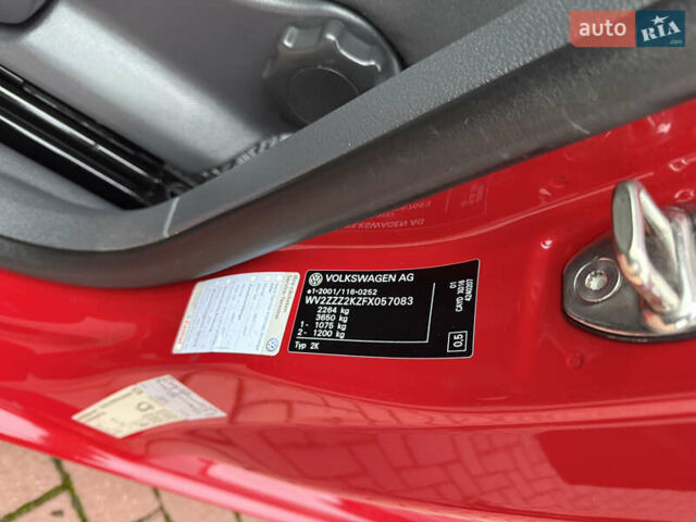 Красный Фольксваген Кадди, объемом двигателя 1.6 л и пробегом 241 тыс. км за 12700 $, фото 34 на Automoto.ua