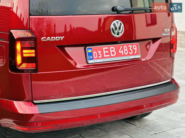 Красный Фольксваген Кадди, объемом двигателя 2 л и пробегом 246 тыс. км за 15950 $, фото 24 на Automoto.ua