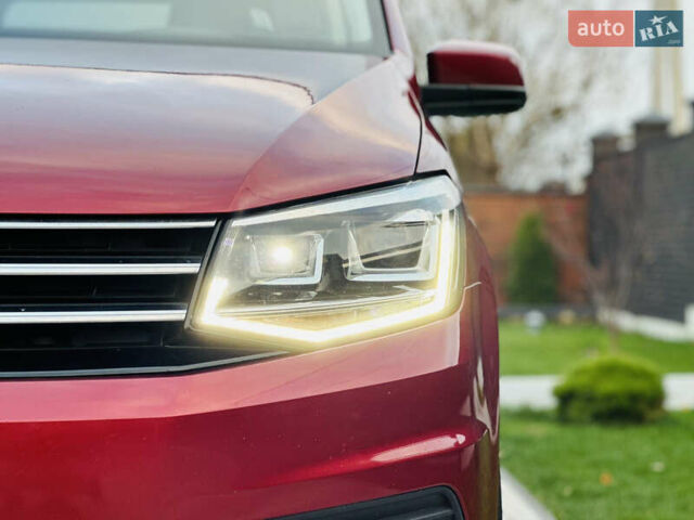 Красный Фольксваген Кадди, объемом двигателя 2 л и пробегом 246 тыс. км за 15950 $, фото 19 на Automoto.ua