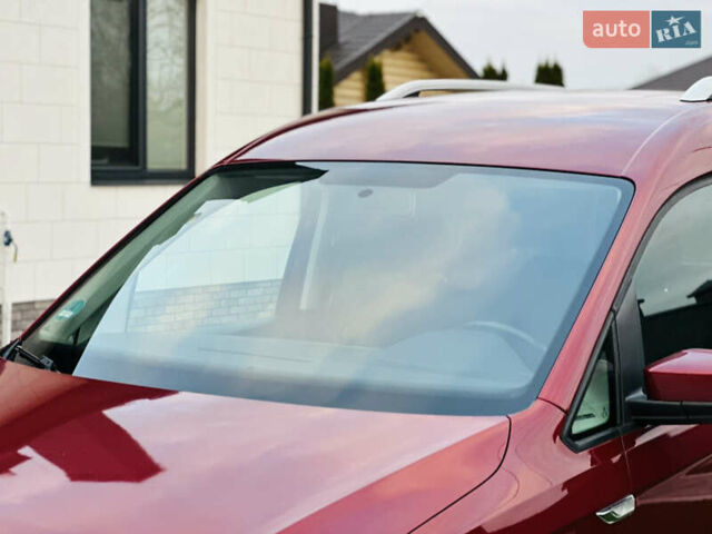 Красный Фольксваген Кадди, объемом двигателя 2 л и пробегом 246 тыс. км за 15950 $, фото 17 на Automoto.ua