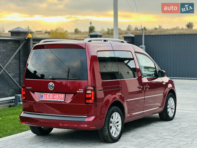 Красный Фольксваген Кадди, объемом двигателя 2 л и пробегом 246 тыс. км за 15950 $, фото 10 на Automoto.ua