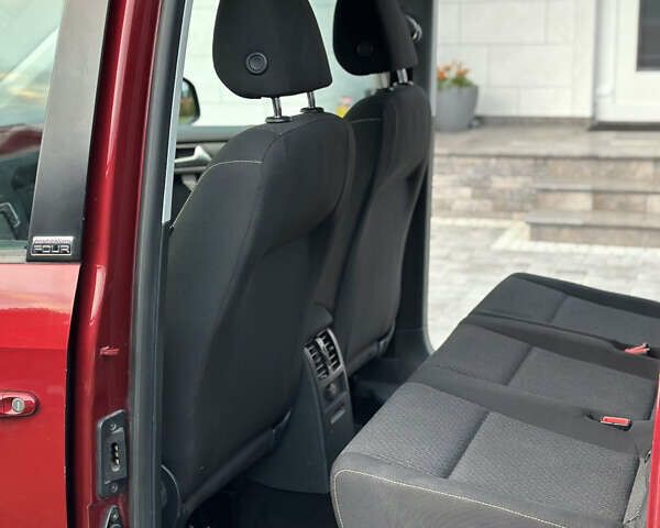 Красный Фольксваген Кадди, объемом двигателя 2 л и пробегом 246 тыс. км за 15950 $, фото 55 на Automoto.ua