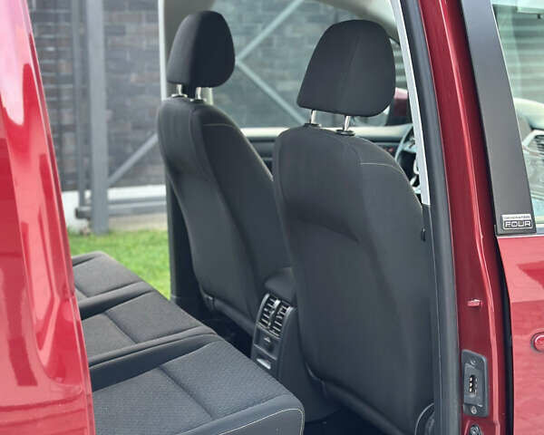 Красный Фольксваген Кадди, объемом двигателя 2 л и пробегом 246 тыс. км за 15950 $, фото 59 на Automoto.ua