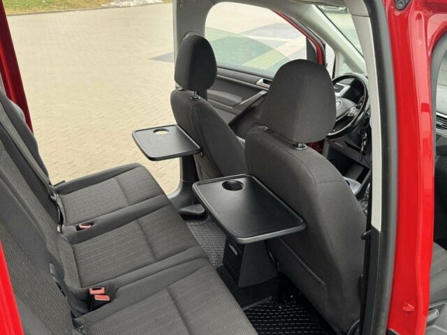 Червоний Фольксваген Кадді, об'ємом двигуна 2 л та пробігом 258 тис. км за 9200 $, фото 18 на Automoto.ua