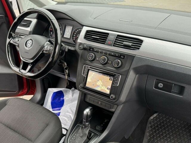 Червоний Фольксваген Кадді, об'ємом двигуна 2 л та пробігом 258 тис. км за 9200 $, фото 14 на Automoto.ua