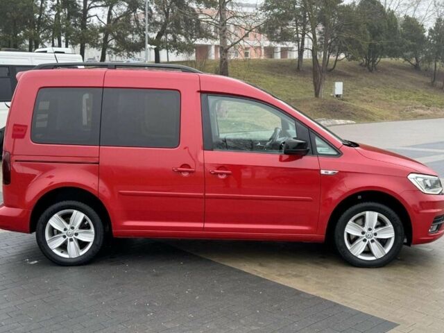 Червоний Фольксваген Кадді, об'ємом двигуна 2 л та пробігом 258 тис. км за 9200 $, фото 4 на Automoto.ua