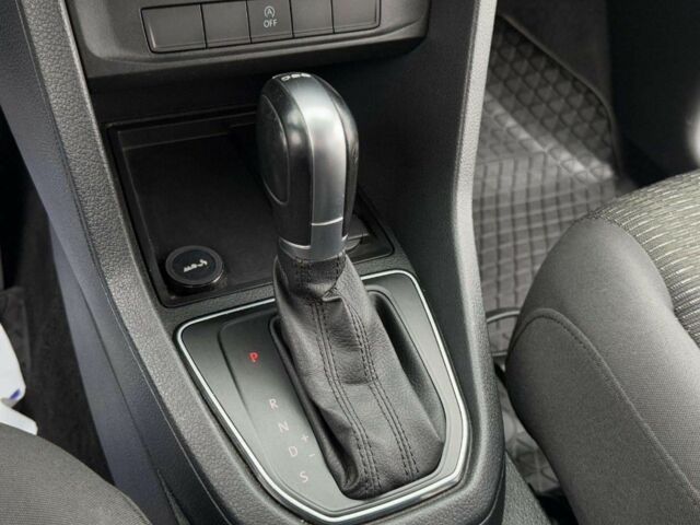 Червоний Фольксваген Кадді, об'ємом двигуна 2 л та пробігом 258 тис. км за 9200 $, фото 21 на Automoto.ua