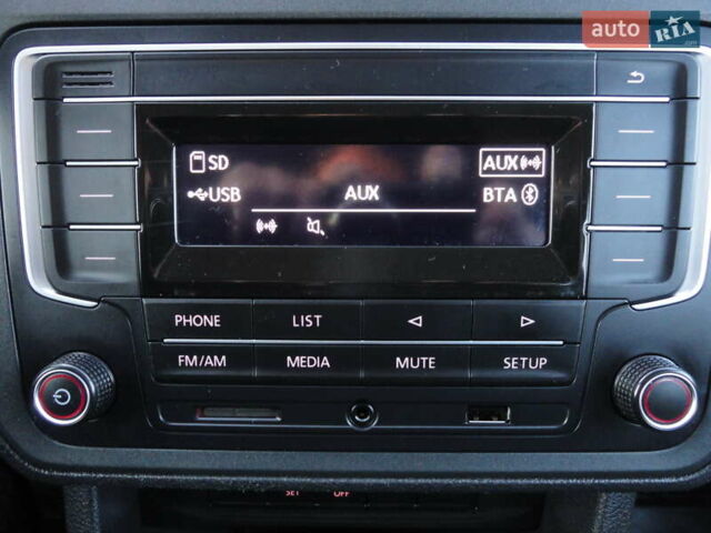 Червоний Фольксваген Кадді, об'ємом двигуна 2 л та пробігом 164 тис. км за 16450 $, фото 34 на Automoto.ua