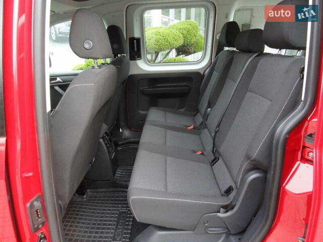 Червоний Фольксваген Кадді, об'ємом двигуна 2 л та пробігом 164 тис. км за 16450 $, фото 22 на Automoto.ua