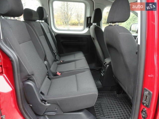 Червоний Фольксваген Кадді, об'ємом двигуна 2 л та пробігом 164 тис. км за 16450 $, фото 24 на Automoto.ua