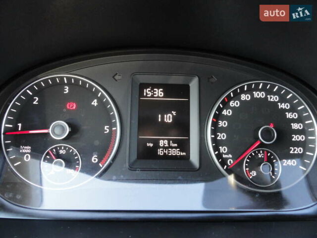 Червоний Фольксваген Кадді, об'ємом двигуна 2 л та пробігом 164 тис. км за 16450 $, фото 38 на Automoto.ua