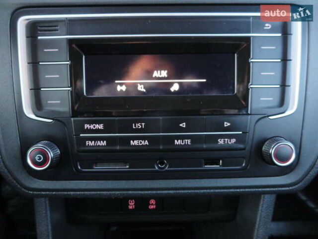 Червоний Фольксваген Кадді, об'ємом двигуна 2 л та пробігом 164 тис. км за 16450 $, фото 33 на Automoto.ua