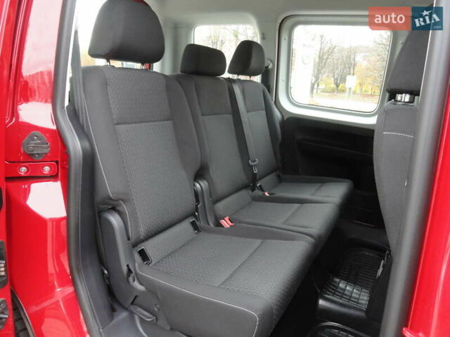 Червоний Фольксваген Кадді, об'ємом двигуна 2 л та пробігом 164 тис. км за 16450 $, фото 23 на Automoto.ua