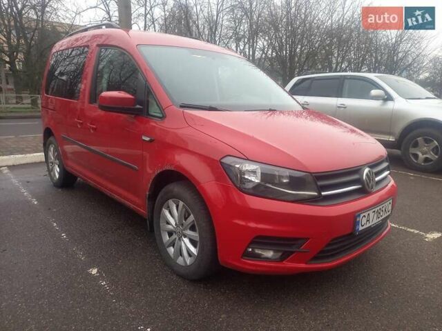 Красный Фольксваген Кадди, объемом двигателя 2 л и пробегом 226 тыс. км за 15200 $, фото 3 на Automoto.ua