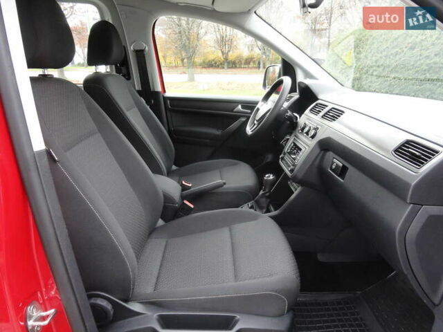 Червоний Фольксваген Кадді, об'ємом двигуна 2 л та пробігом 164 тис. км за 16450 $, фото 26 на Automoto.ua