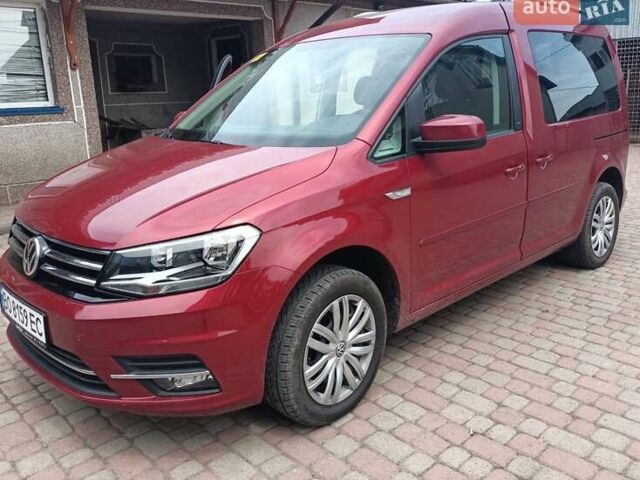 Красный Фольксваген Кадди, объемом двигателя 2 л и пробегом 128 тыс. км за 22000 $, фото 7 на Automoto.ua