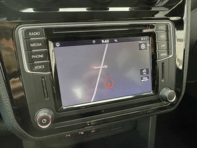 Червоний Фольксваген Кадді, об'ємом двигуна 1.4 л та пробігом 40 тис. км за 11000 $, фото 10 на Automoto.ua