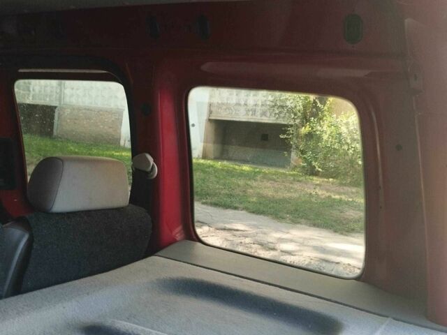 Фольксваген Кадди 2010 в Виннице на Automoto.ua Красный Фольксваген Кадди, объемом двигателя 1.6 л и пробегом 280 тыс. км за 7650 $, фото 14 на Automoto.ua