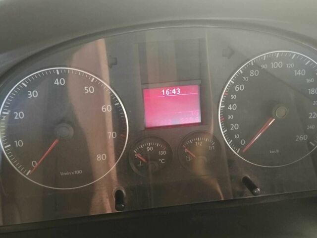 Фольксваген Кадди 2010 в Виннице на Automoto.ua Красный Фольксваген Кадди, объемом двигателя 1.6 л и пробегом 280 тыс. км за 7650 $, фото 7 на Automoto.ua