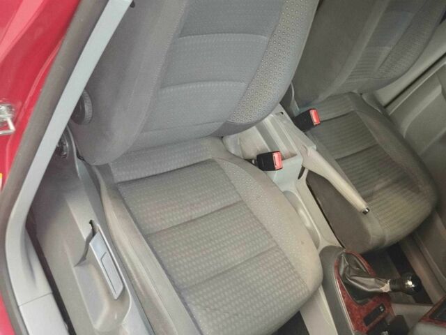 Фольксваген Кадди 2010 в Виннице на Automoto.ua Красный Фольксваген Кадди, объемом двигателя 1.6 л и пробегом 280 тыс. км за 7650 $, фото 17 на Automoto.ua