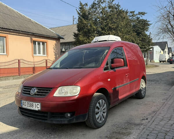 Красный Фольксваген Кадди, объемом двигателя 1.9 л и пробегом 380 тыс. км за 7900 $, фото 6 на Automoto.ua