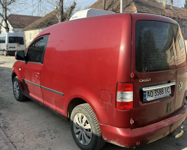 Красный Фольксваген Кадди, объемом двигателя 1.9 л и пробегом 380 тыс. км за 7900 $, фото 7 на Automoto.ua