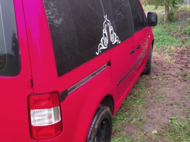 Красный Фольксваген Кадди, объемом двигателя 1.9 л и пробегом 431 тыс. км за 6500 $, фото 7 на Automoto.ua